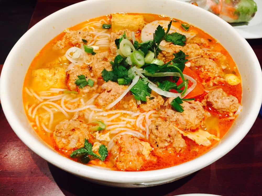 bun rie vietnames crab noodles soup